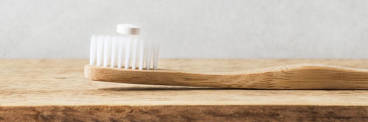 zero-waste, plastic-free, toothpaste and toothbrush